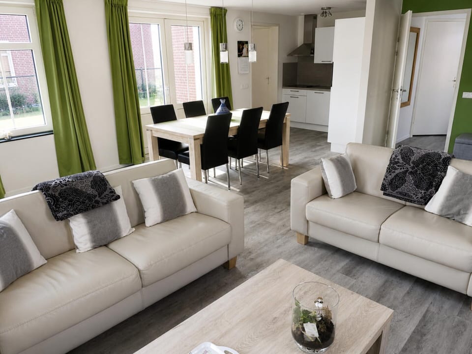 House | Living room