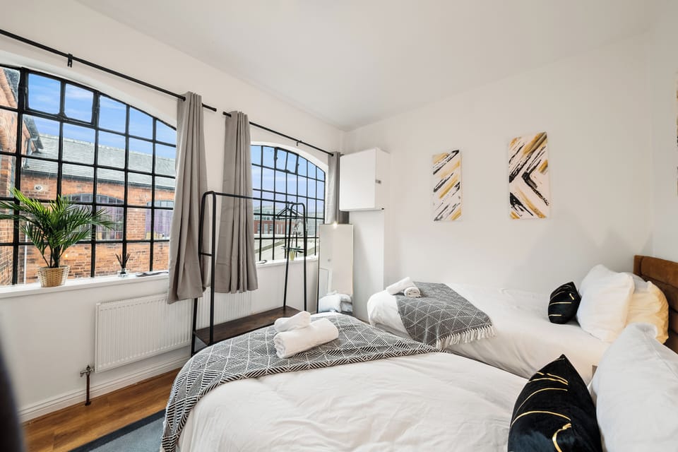 Apartment | 3 bedrooms, iron/ironing board, free WiFi, bed sheets