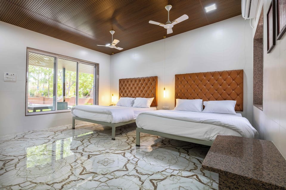 Family Double Room, Patio, Courtyard View | Interior