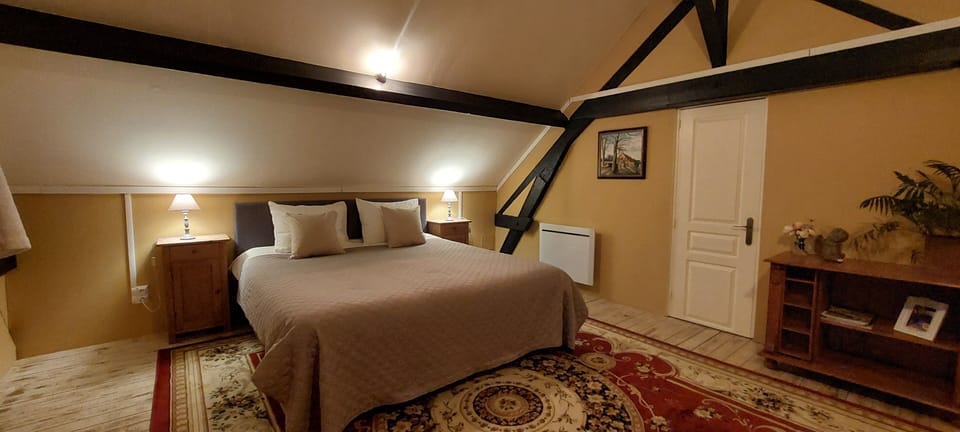 Deluxe Double Room | Egyptian cotton sheets, premium bedding, free WiFi, bed sheets