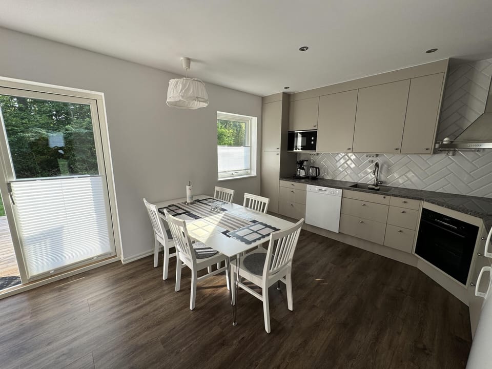 House | Dining