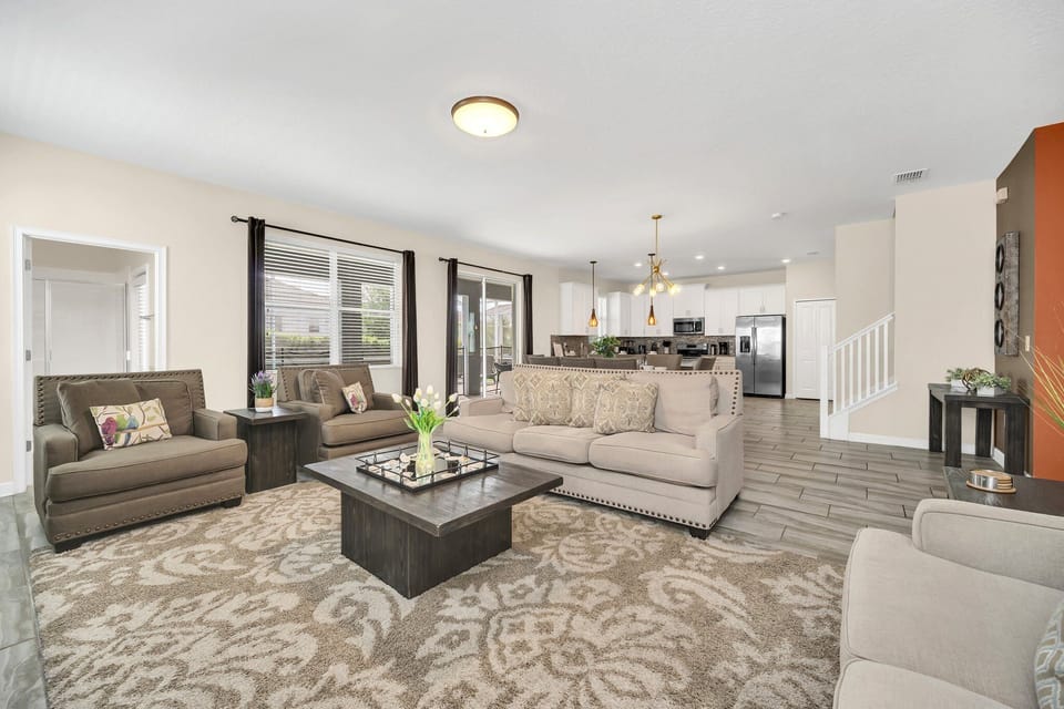 8-1517MulliganBlvd_08