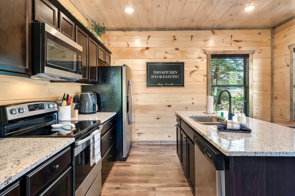 Create delicious meals in the well-equipped kitchen