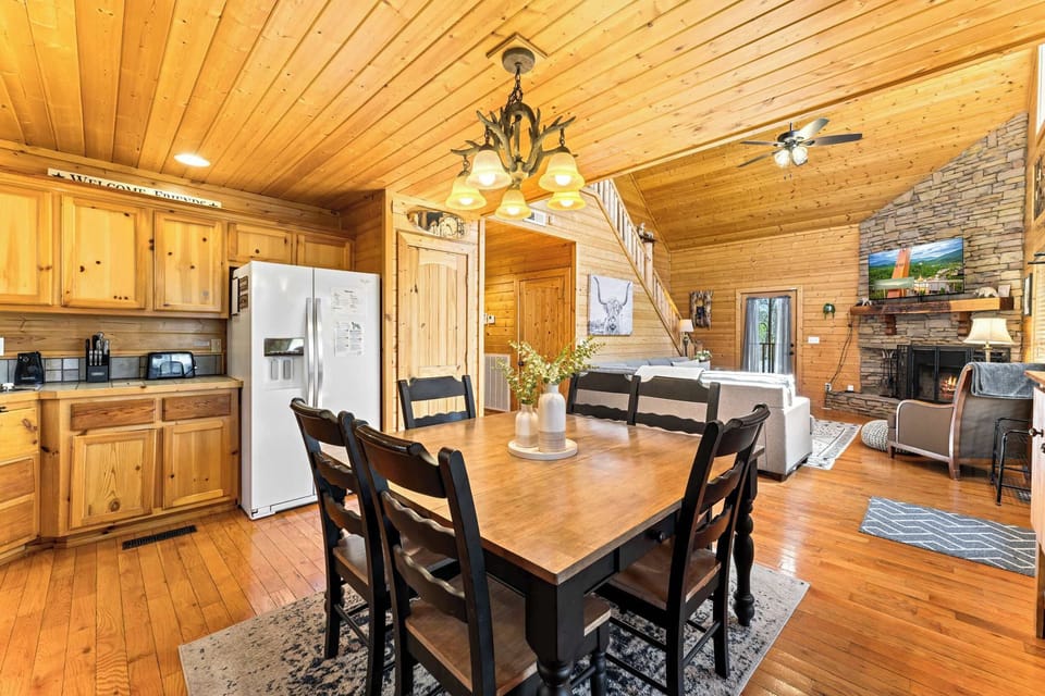 Dining table with seating for 6