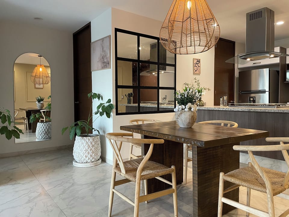 Premium Apartment | Dining room