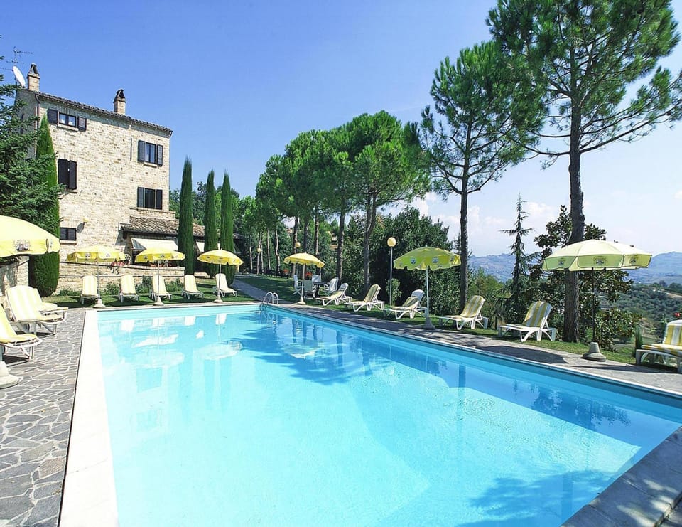 Apartment | Pool | Outdoor pool