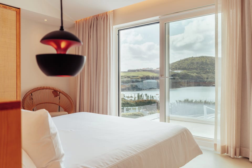 Luxury Suite, Balcony, Ocean View | Individually furnished, soundproofing, iron/ironing board, free WiFi