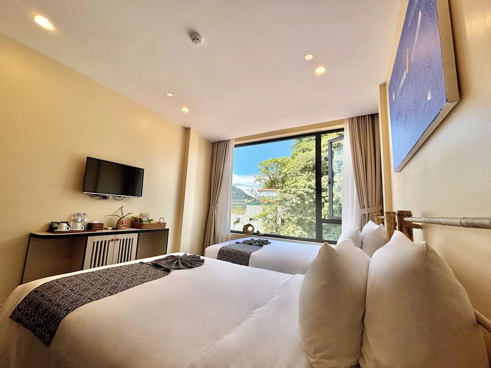 Superior Double or Twin Room, 1 Bedroom | Desk, soundproofing, free WiFi, bed sheets