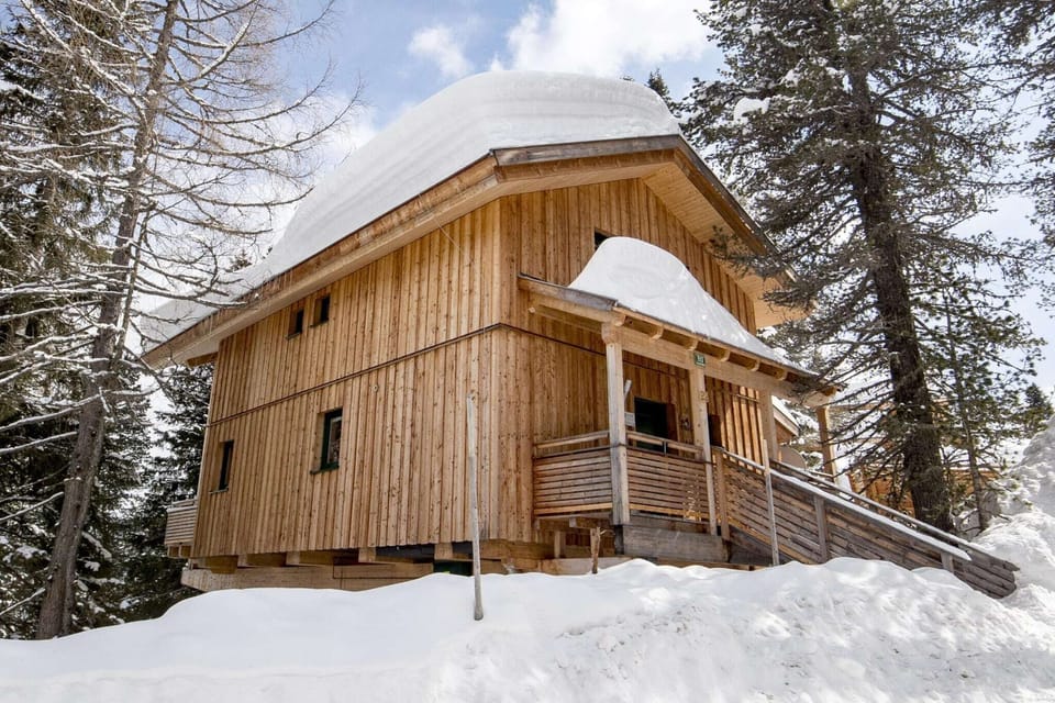 Holiday Home Exterior [winter]