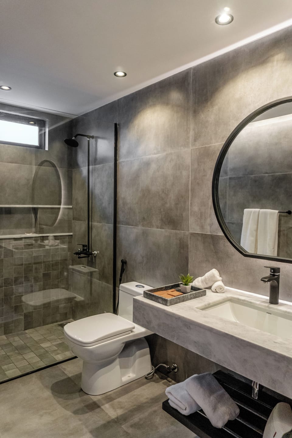 Chalet, 1 Double Bed, River View | Bathroom | Shower, rainfall showerhead, free toiletries, hair dryer