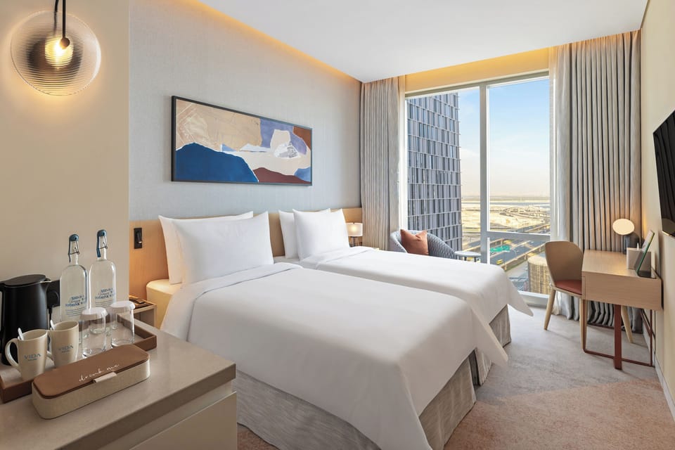 Deluxe Room, 2 Twin Beds, City View | Premium bedding, minibar, in-room safe, desk