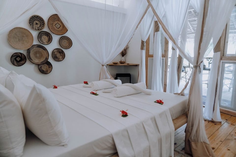 Deluxe Double Room, Garden View | Laptop workspace, soundproofing, free WiFi