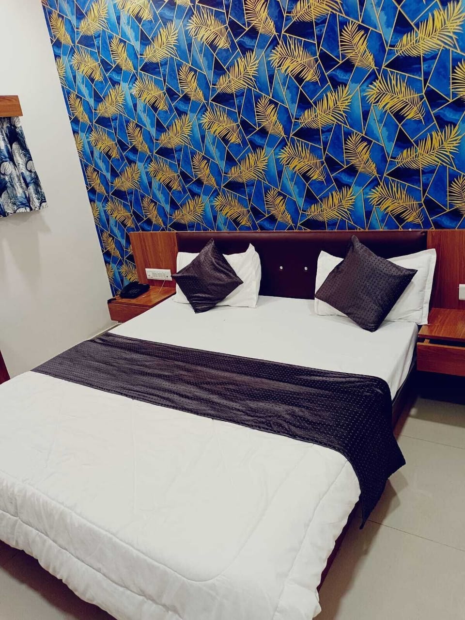 Deluxe Double Room, City View | Premium bedding, pillowtop beds, desk, laptop workspace