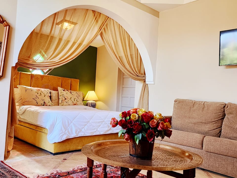 Comfort Double Room, Garden View | Blackout drapes, soundproofing, iron/ironing board (on request)