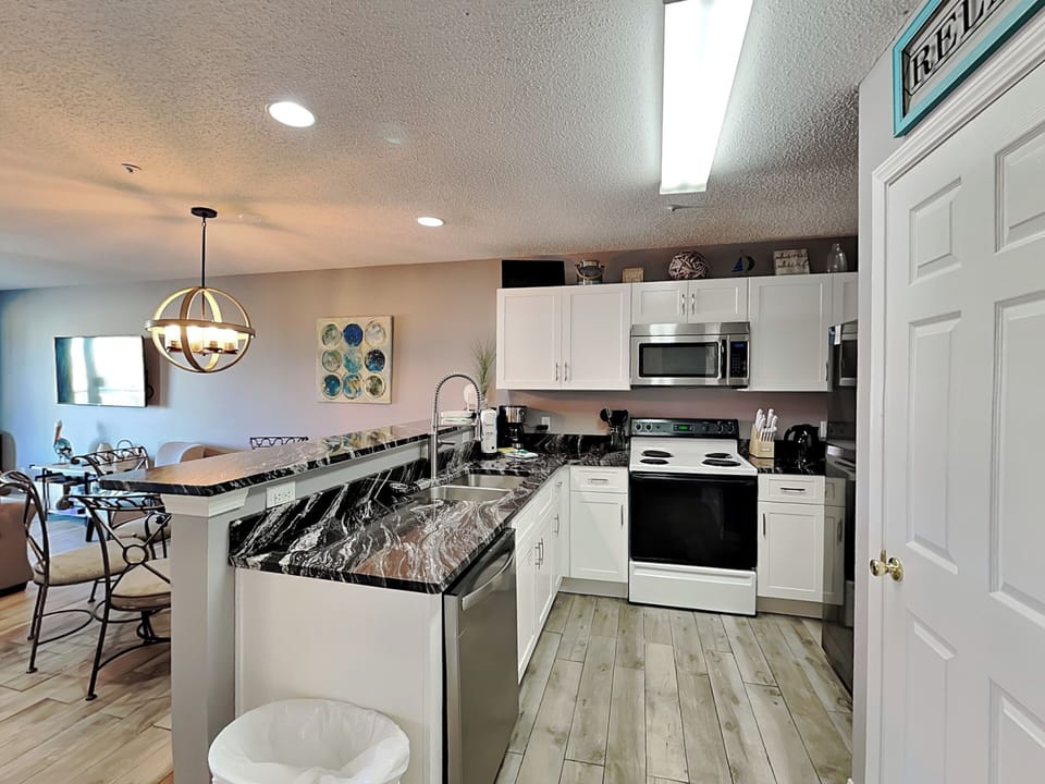 Kitchen - Modern Appliances