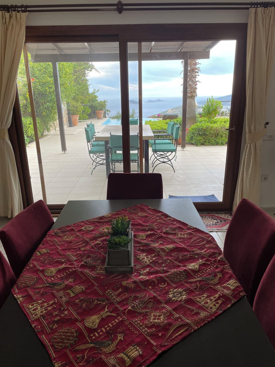 View from the kitchen to the Bay