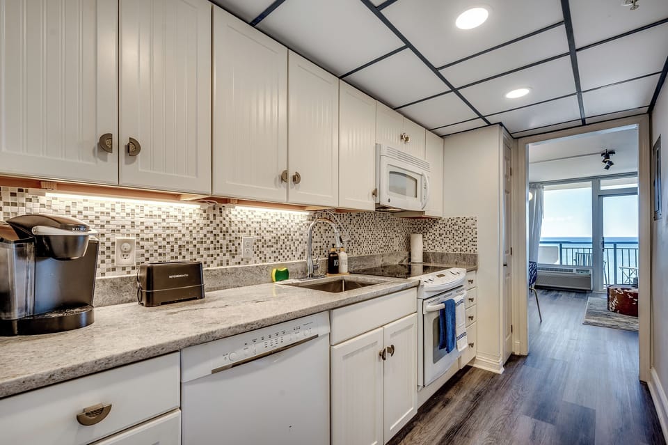 Modern Oceanview Kitchen