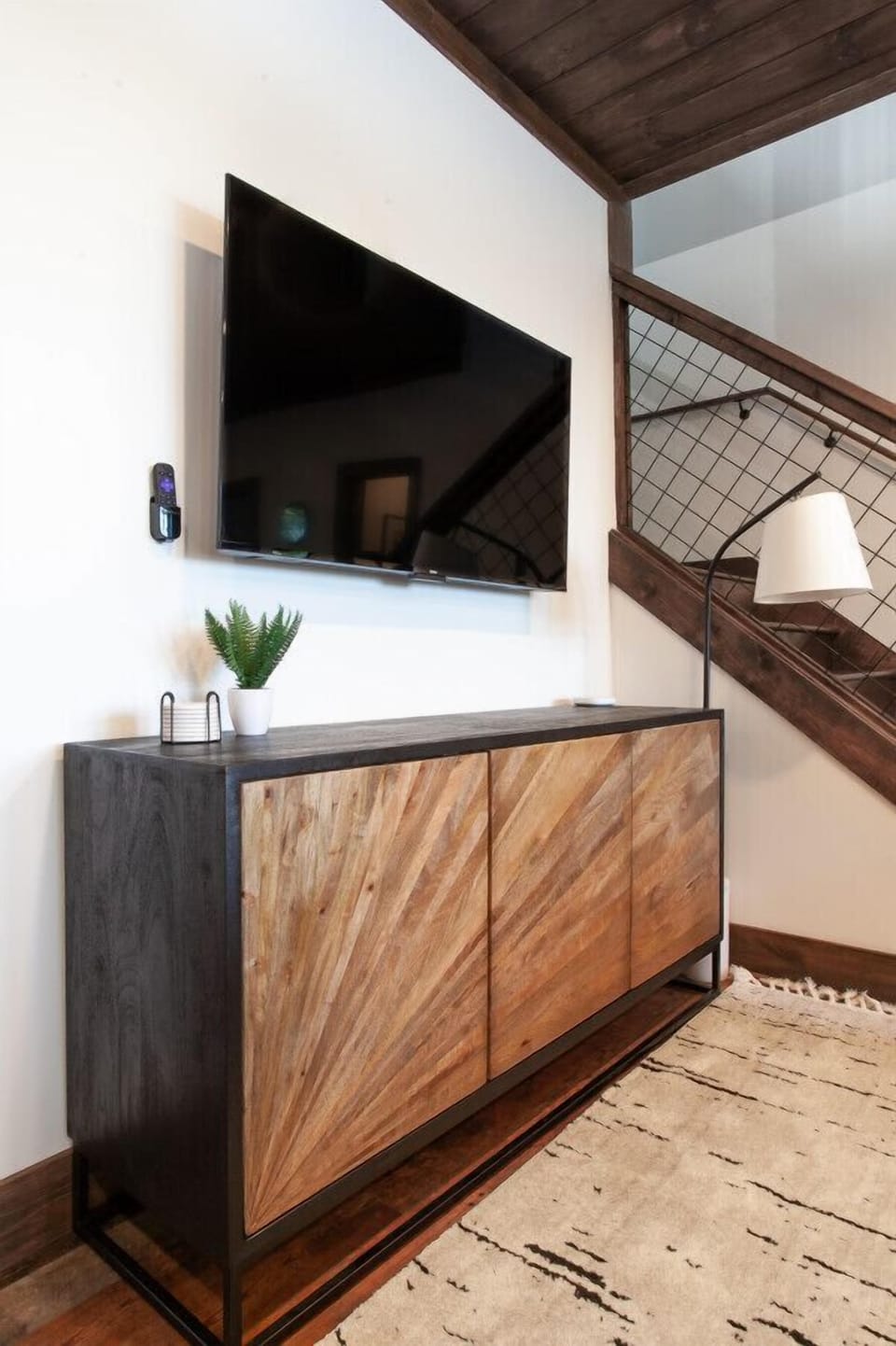 Enjoy your getaway while watching your favorite movies with your family and friends!