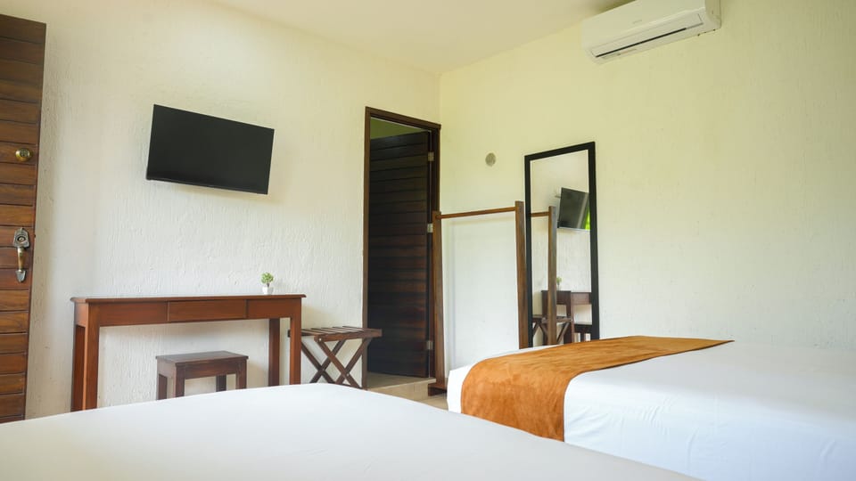 Comfort Double Room | Laptop workspace, WiFi (free)