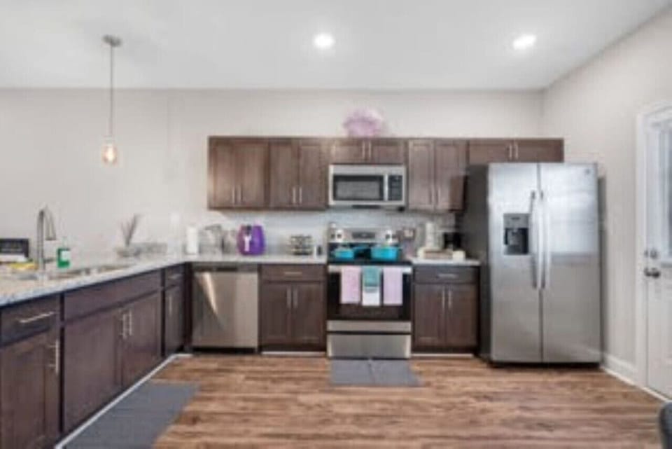 Fully Stocked Kitchen