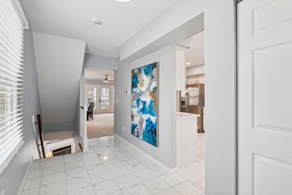 Entry - Main Level 2