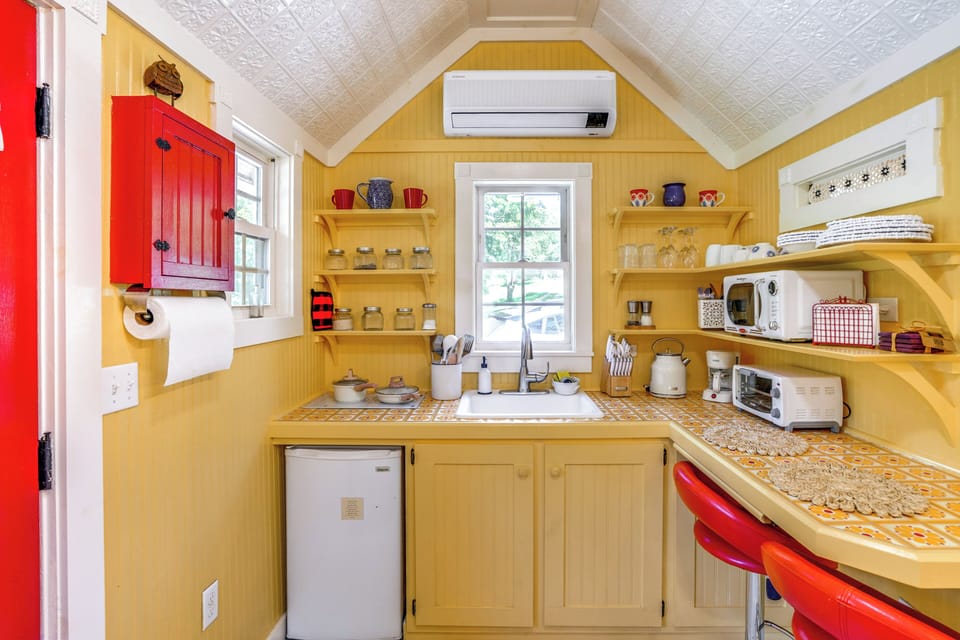 Kitchenette