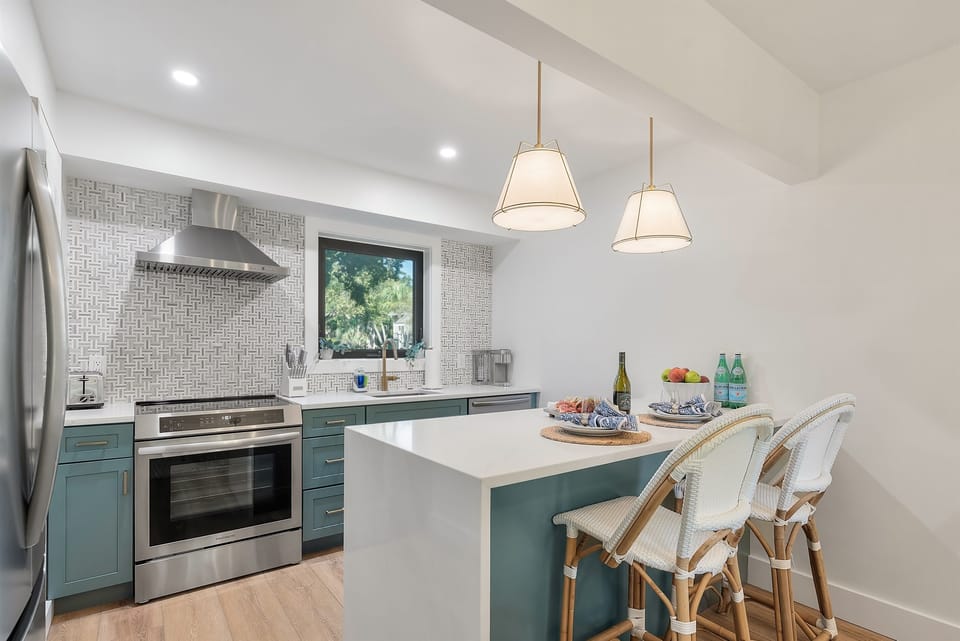 Gorgeous Kitchen with waterfall counter