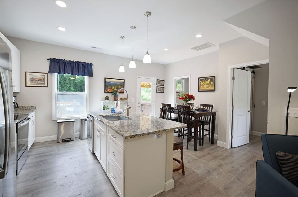 Kitchen and dining area