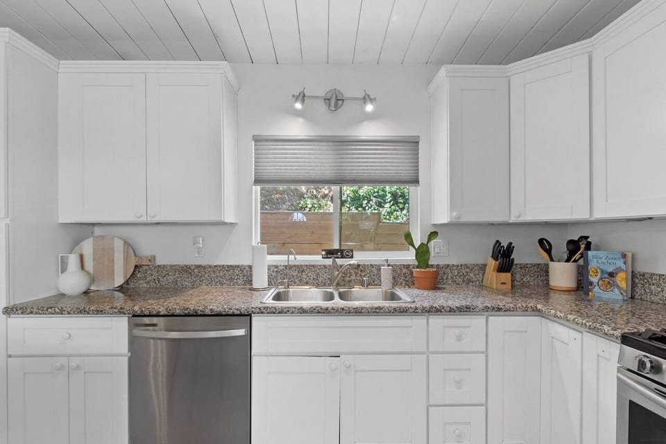 Cook up a storm in our fully equipped, modern kitchen.