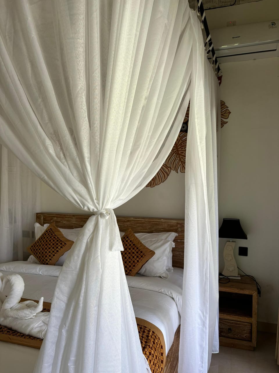 Villa, Patio, Pool View | 1 bedroom, bed sheets