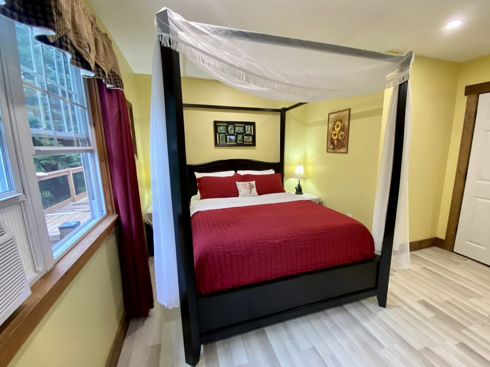 Double Room, Ensuite ( Sunset Cove)