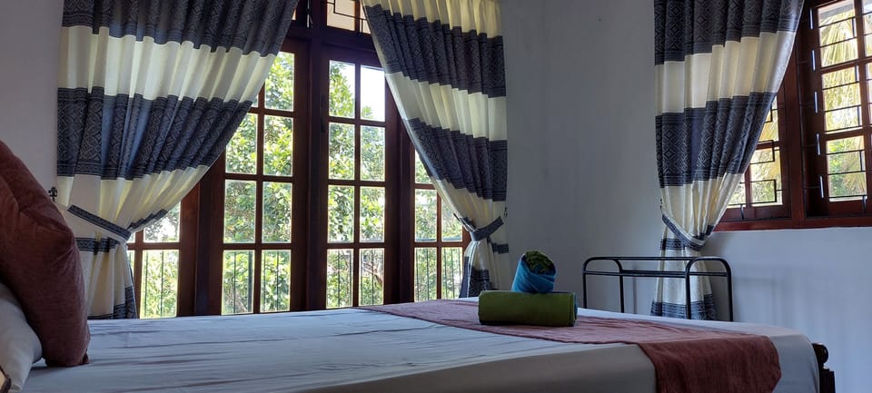 Economy Double Room, Balcony | Soundproofing, free WiFi