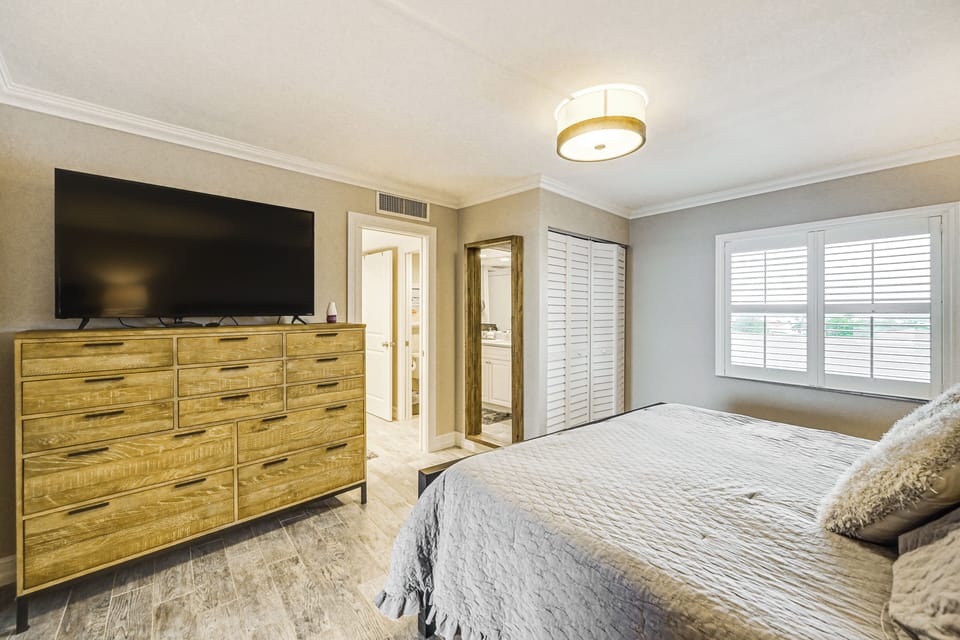 Apartment (1 Bedroom) | Interior