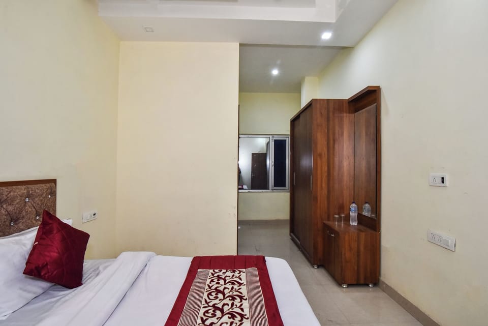Deluxe Double Room | Free WiFi