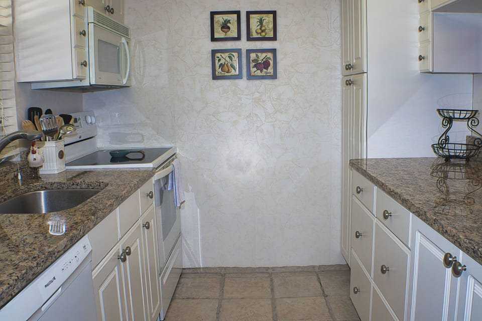 Longboat Harbour C 207 Kitchen