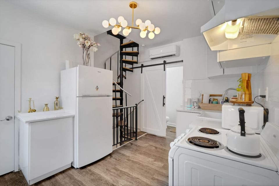 Spacious kitchen