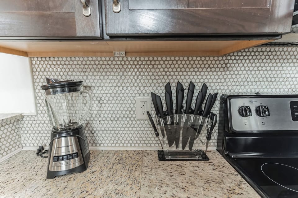 Fully equipped kitchen