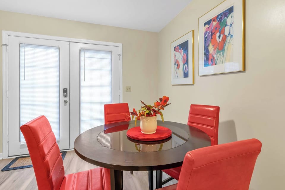 Enjoy a bite at the kitchen table, with seating for 4