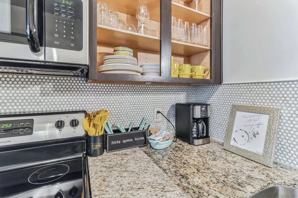 Fully equipped kitchen