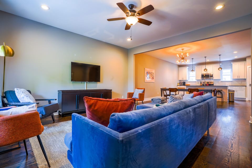 2nd unit: living room with Smart TV, comfortable seating and patio access