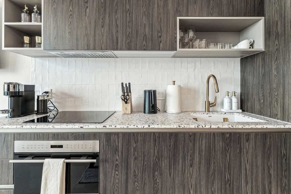 Fully stocked kitchen