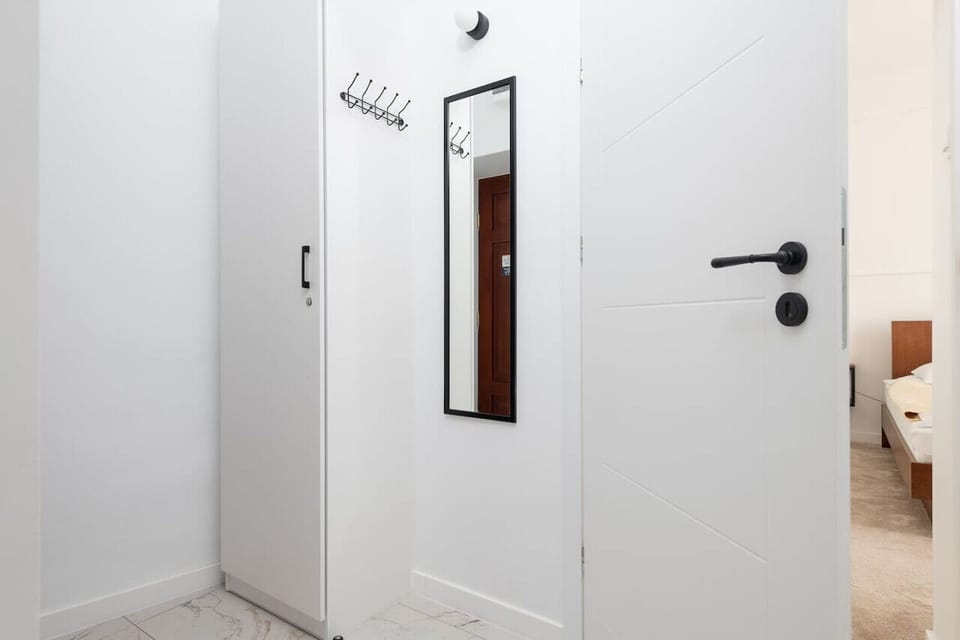 Hall | Book Now with RENTUJEMY.COM