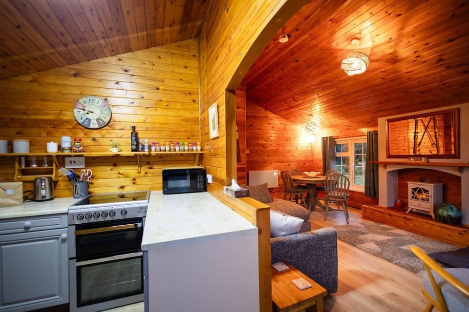 Comfort Cabin, Mountain View | Private kitchen