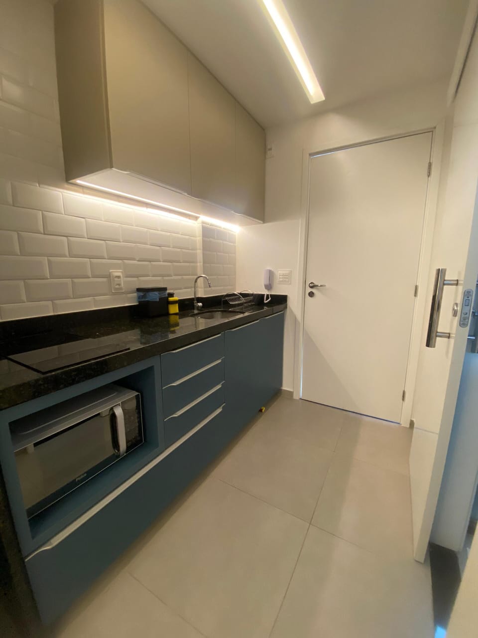 Deluxe Studio, 1 Double Bed with Sofa bed | Private kitchen | Fridge, microwave, oven, stovetop