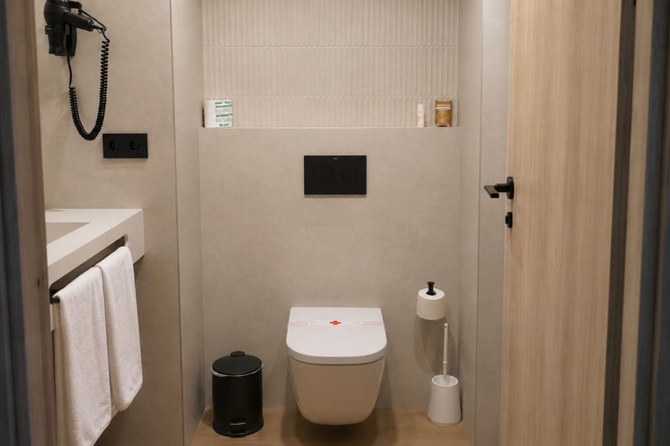 Free toiletries, hair dryer, towels