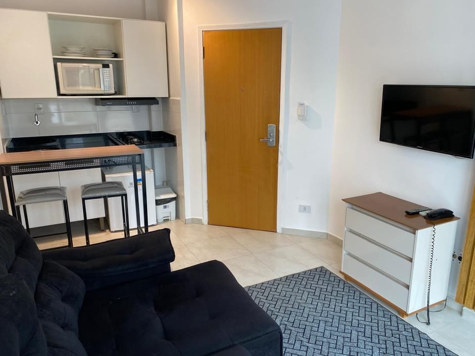 Deluxe Apartment | 1 bedroom, in-room safe, laptop workspace, blackout drapes