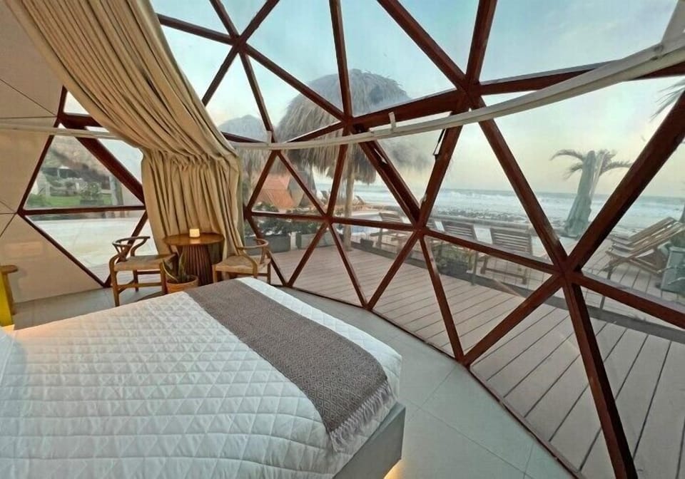Panoramic Room, Beach View | Laptop workspace, WiFi (free), bed sheets