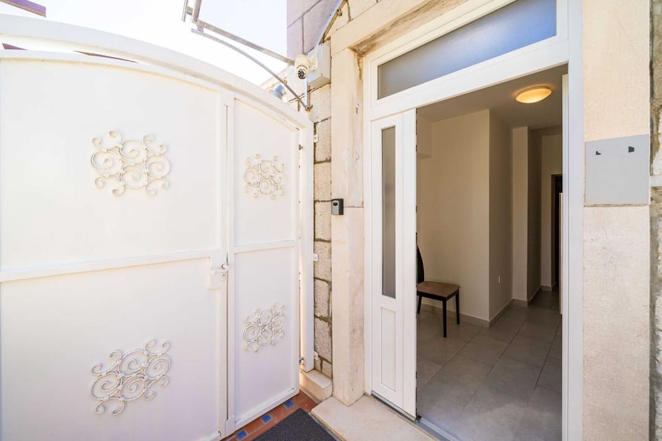 Holiday Home Facilities and Services
