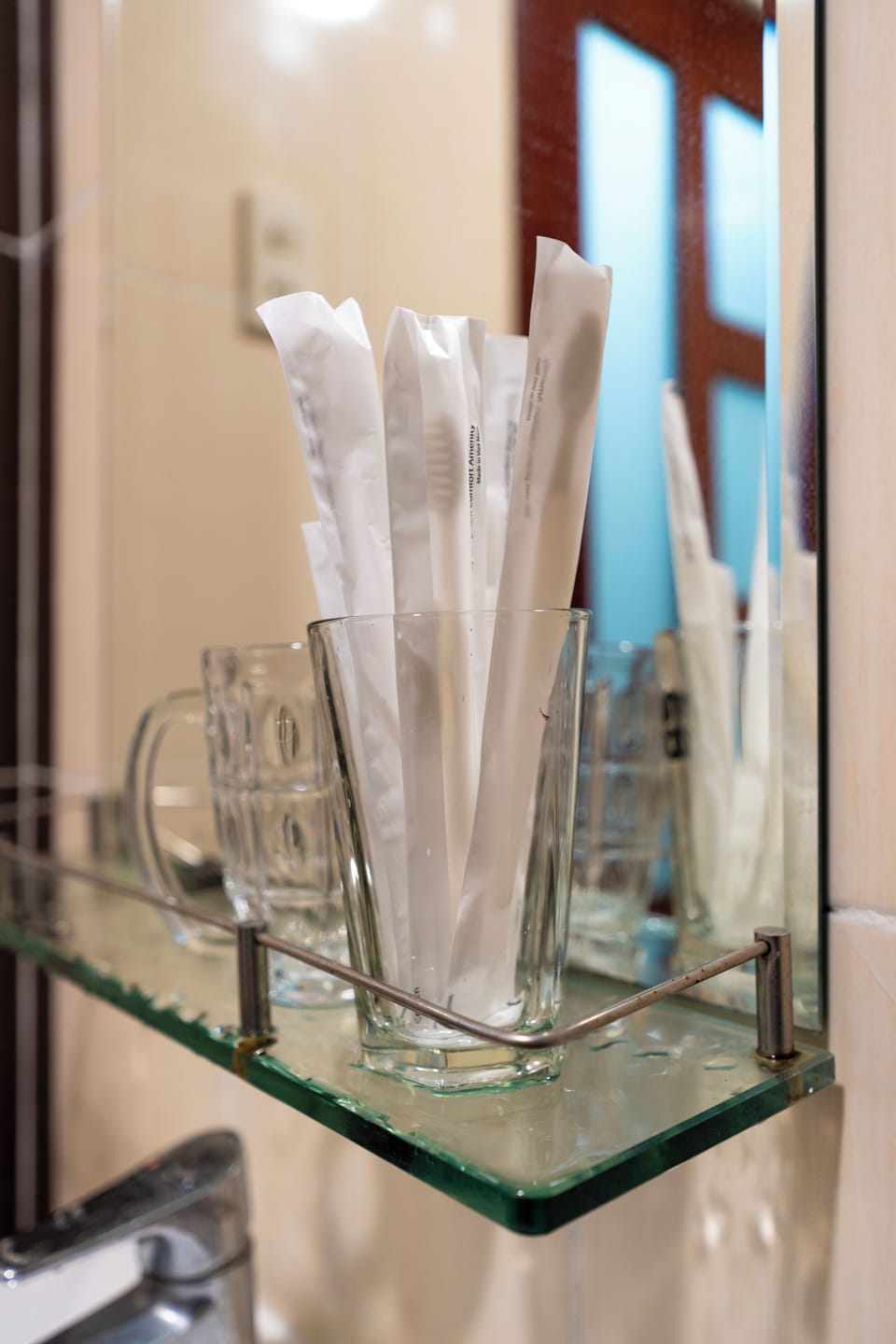Deluxe Double Room Single Use | Bathroom | Shower, hair dryer, towels, shampoo