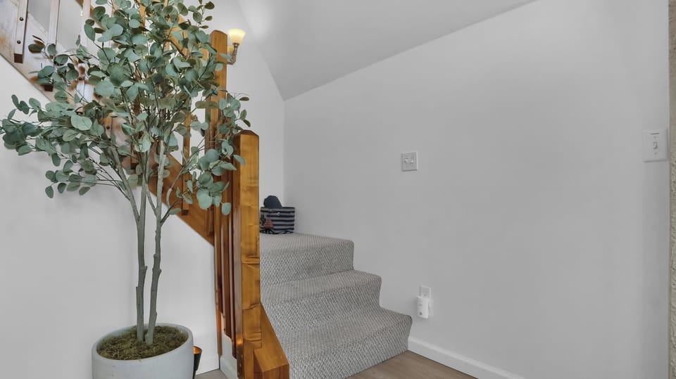 Head upstairs for a cozy unwind